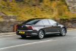 Volkswagen Passat SEL 2019 года (UK)